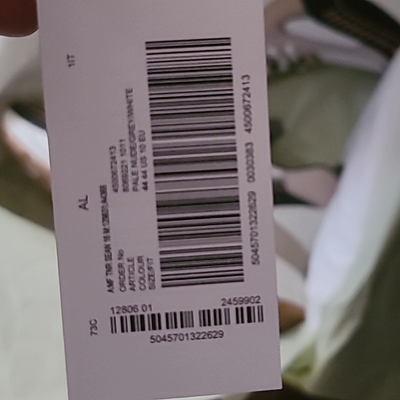 Mens Burberry athletic designer sneakers. - Picture 7 of 7